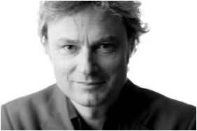 Simon Toyne's picture