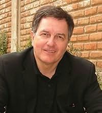 Roberto Ampuero's picture