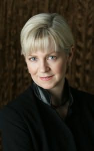 Jennifer Lee Carrell's picture