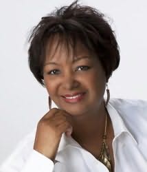Rachel Renee Russell's picture